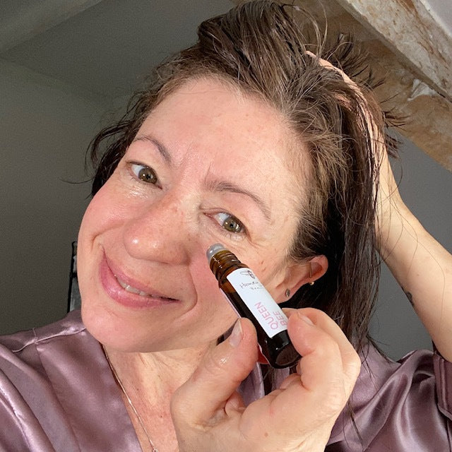 How to Instantly Brighten Under Eyes with ONE Natural Product