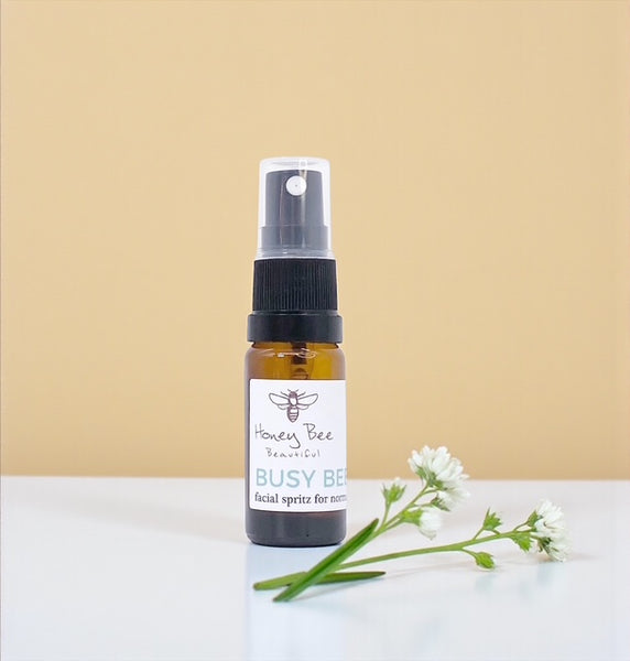 Starter size refreshing facial spritz mist with balancing witch hazel, yarrow and glycerin, perfect for combination skin.