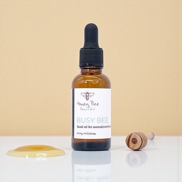 Moisturising face oil with raw Welsh multi vitamin honey, beeswax, plant oils and rosehip, designed for combination skin and fine lines.