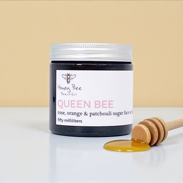 Gentle raw honey face exfoliator with plant oils, biodegradable jojoba seeds, superfine sugar, and natural enzymes - gently sweeps away dead skin cells, clears pores, and moisturises, leaving all skin types soft, smooth, radiant, and refreshed without harsh chemicals or microplastics.