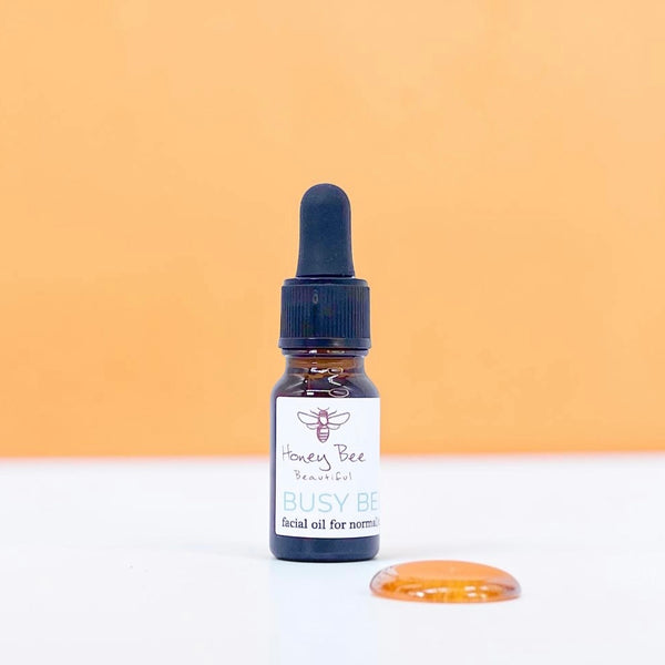Mini starter size moisturising face oil with raw Welsh multi vitamin honey, beeswax, plant oils and rosehip, designed for combination skin and fine lines.