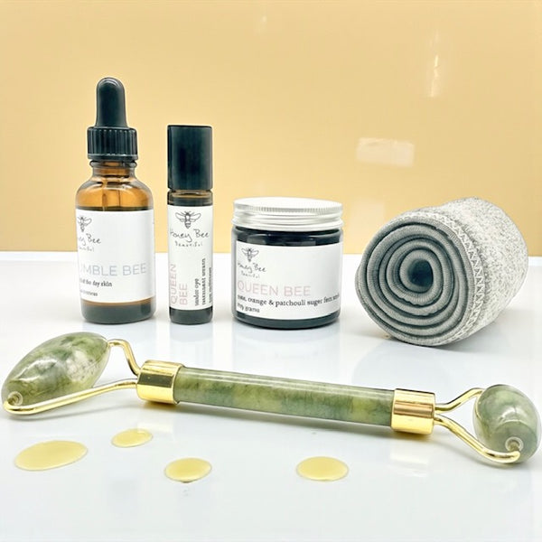 Bee Plumped & Glow Face Care Gift Set