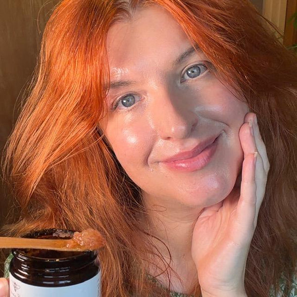 Queen Bee Face Scrub Exfoliator